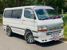 Toyota Dolphin 1990 Van
