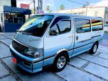 Toyota Dolphin 1990 Van