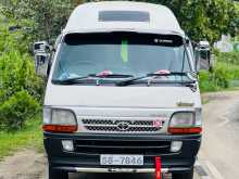 Toyota Dolphin 1990 Van
