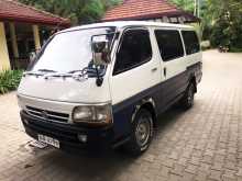 Toyota Dolphin 102 1990 Van
