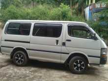 Toyota Dolphin 1990 Van