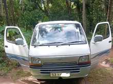 Toyota Dolphin 1990 Van
