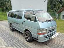 Toyota Dolphin 1990 Van