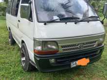 Toyota Dolphin 1990 Van