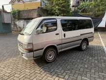 Toyota Dolphin Lh 102 1991 Van