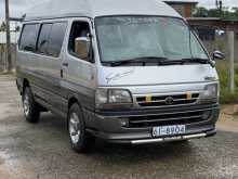 Toyota Dolphin 1991 Van