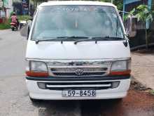Toyota Dolphin 1991 Van