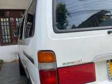 https://riyasewana.com/uploads/toyota-dolphin-1992-1815104512812.jpg