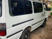 Toyota Dolphin 1992 Van