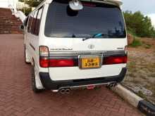 https://riyasewana.com/uploads/toyota-dolphin-1992-2011463612182.jpg