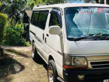 Toyota Dolphin 1992 Van