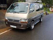 Toyota Dolphin 1992 Van