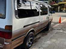 Toyota Dolphin 1993 Van