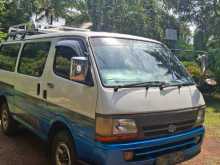 Toyota Dolphin 1993 Van