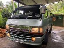 Toyota Dolphin 1993 Van