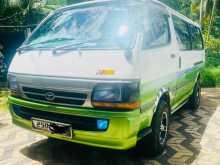 Toyota Dolphin 1993 Van