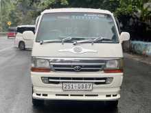 Toyota Dolphin 1993 Van