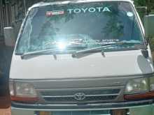 Toyota Dolphin 1994 Van