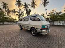 Toyota Dolphin 1994 Van