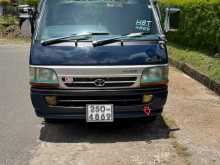 Toyota Dolphin 1994 Van