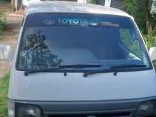 Toyota Dolphin 1994 Van