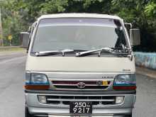 Toyota Dolphin 1994 Van