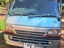 Toyota Dolphin 1994 Van