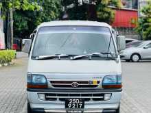 Toyota Dolphin 1994 Van