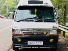 Toyota Dolphin 1994 Van