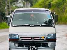 Toyota Dolphin 1994 Van