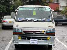 Toyota Dolphin 1994 Van