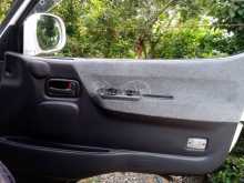 https://riyasewana.com/uploads/toyota-dolphin-1995-111021812874.jpg