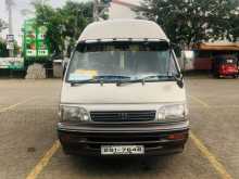 Toyota Dolphin 1995 Van