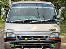 Toyota Dolphin 1995 Van