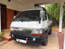 Toyota Dolphin 1995 Van