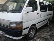 Toyota Dolphin 1995 Van