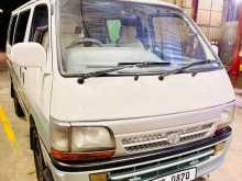 Toyota Dolphin 1996 Van
