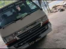 Toyota Dolphin 1995 Van