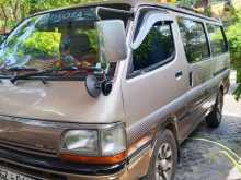 Toyota Dolphin 1997 Van