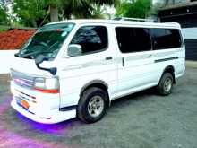 Toyota Dolphin 1997 Van
