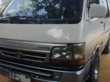 Toyota Dolphin 1997 Van