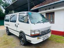Toyota Dolphin 1997 Van