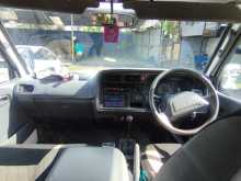 https://riyasewana.com/uploads/toyota-dolphin-1997-420451712674.jpg