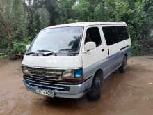 Toyota Dolphin 1998 Van