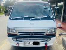 Toyota Dolphin 1998 Van