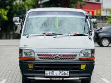 Toyota Dolphin 1998 Van