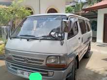 Toyota Hiace 1998 Van