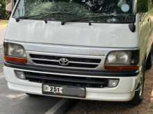 Toyota Dolphin 1998 Van