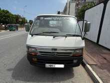 Toyota Dolphin 1998 Van