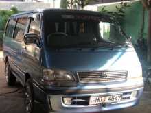 Toyota Dolphin 1998 Van